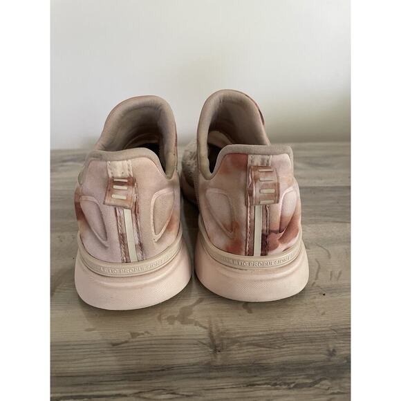APL TechLoom Tracer Sneaker in Warm Silk & Almond Tie Dye pink size 7 women - Picture 9 of 9
